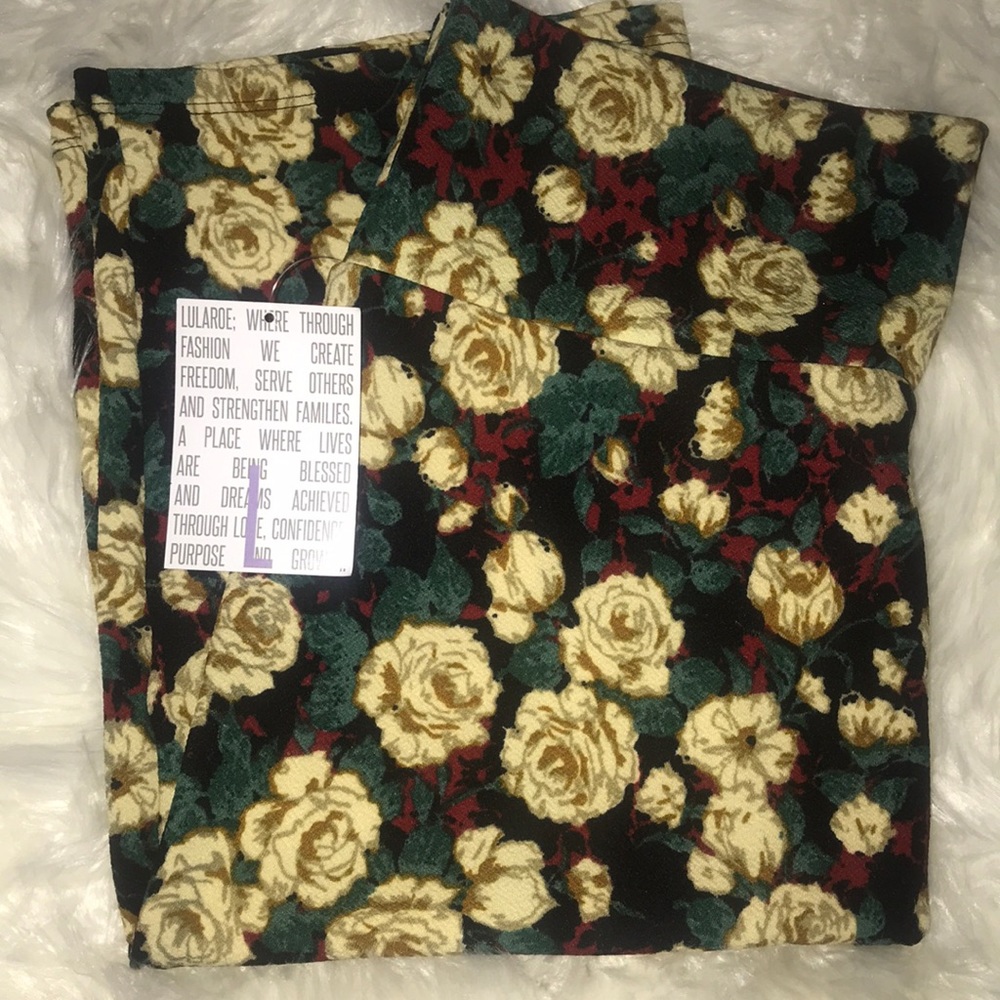 Lularoe Cassie